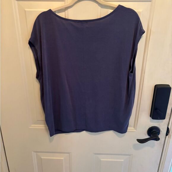 Old Navy Blue Dolman Sleeve T-Shirt - Picture 4 of 4